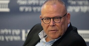 המשטרה מבקשת להרחיק את ארנון בר-דוד מההסתדרות ל-3 חודשים נוספים