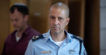 קובי יעקובי: לקצין הבכיר שהעיד נגדי היה קשר קרוב לחוקרת מח"ש