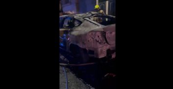 חמישה חשודים בהצתת שישה כלי רכב בכפר סבא