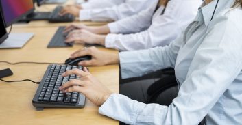 סטודנטית למשפטים מהצפון נעצרה בחשד לעוקץ של "שיווק הלוואות"