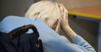 הצהרת-תובע נגד עו"ד רונן שחר בפרשת גניבת נכסי נדל"ן מקשישים עריריים