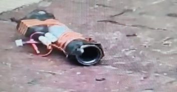 מטען חבלה נוטרל במרכז הכביש בטבריה