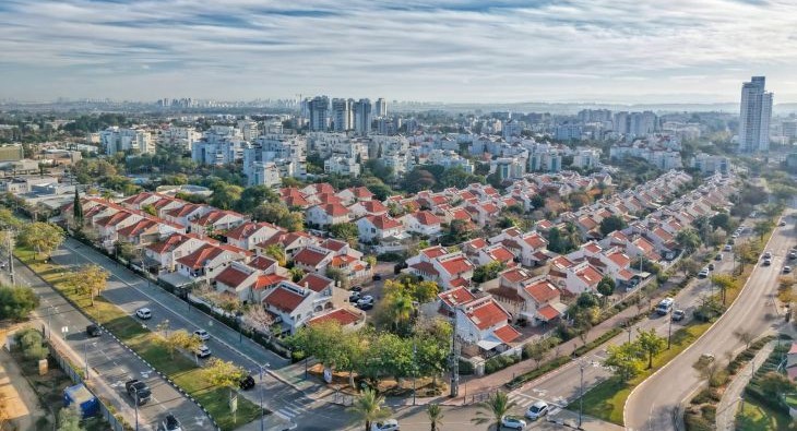 יבנה