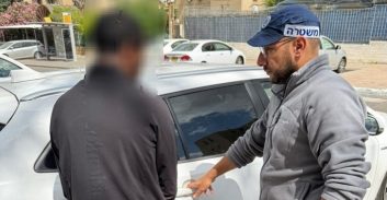 ת"א: הצהרת תובע נגד חשודים בשוד אלים של 35 אלף שקל