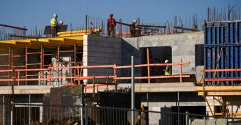 כתב אישום: התחזה לבעל נכס בפרויקט פינוי בינוי בכיכר המדינה