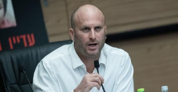 השר בן גביר מקדם: הורדת גיל האחריות הפלילית ל-10