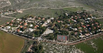 הוועדה לשמירה על קרקע חקלאית דחתה בקשה להקמת בתי-אריזה בכפר רות